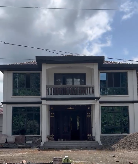 二层三间盖瓦自建房