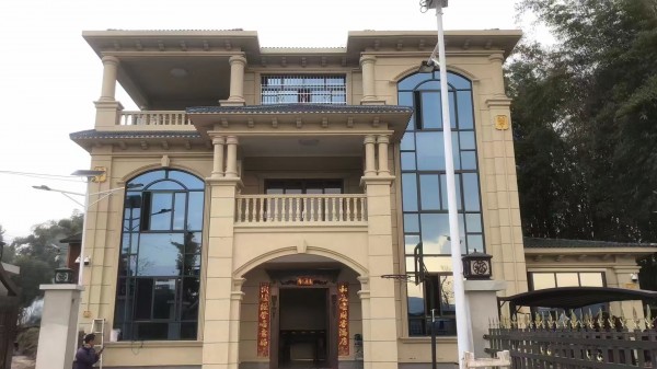 三层欧式大别墅