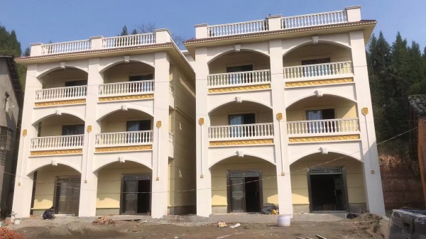 三层带露台平顶自建房