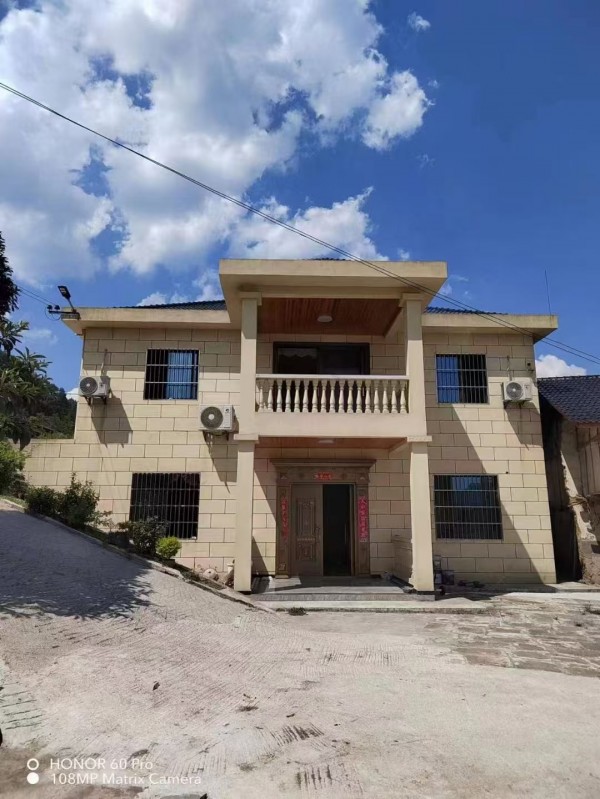 二层三间盖瓦自建房