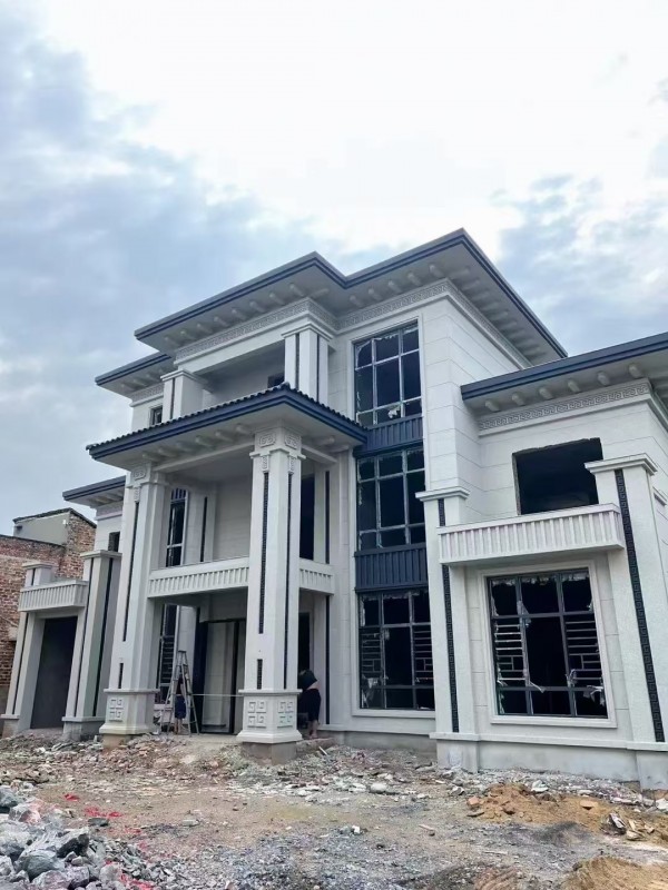 三层带露台别墅