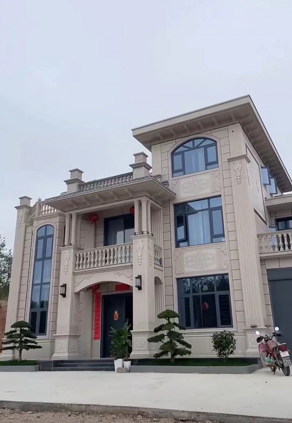 三层欧式大别墅